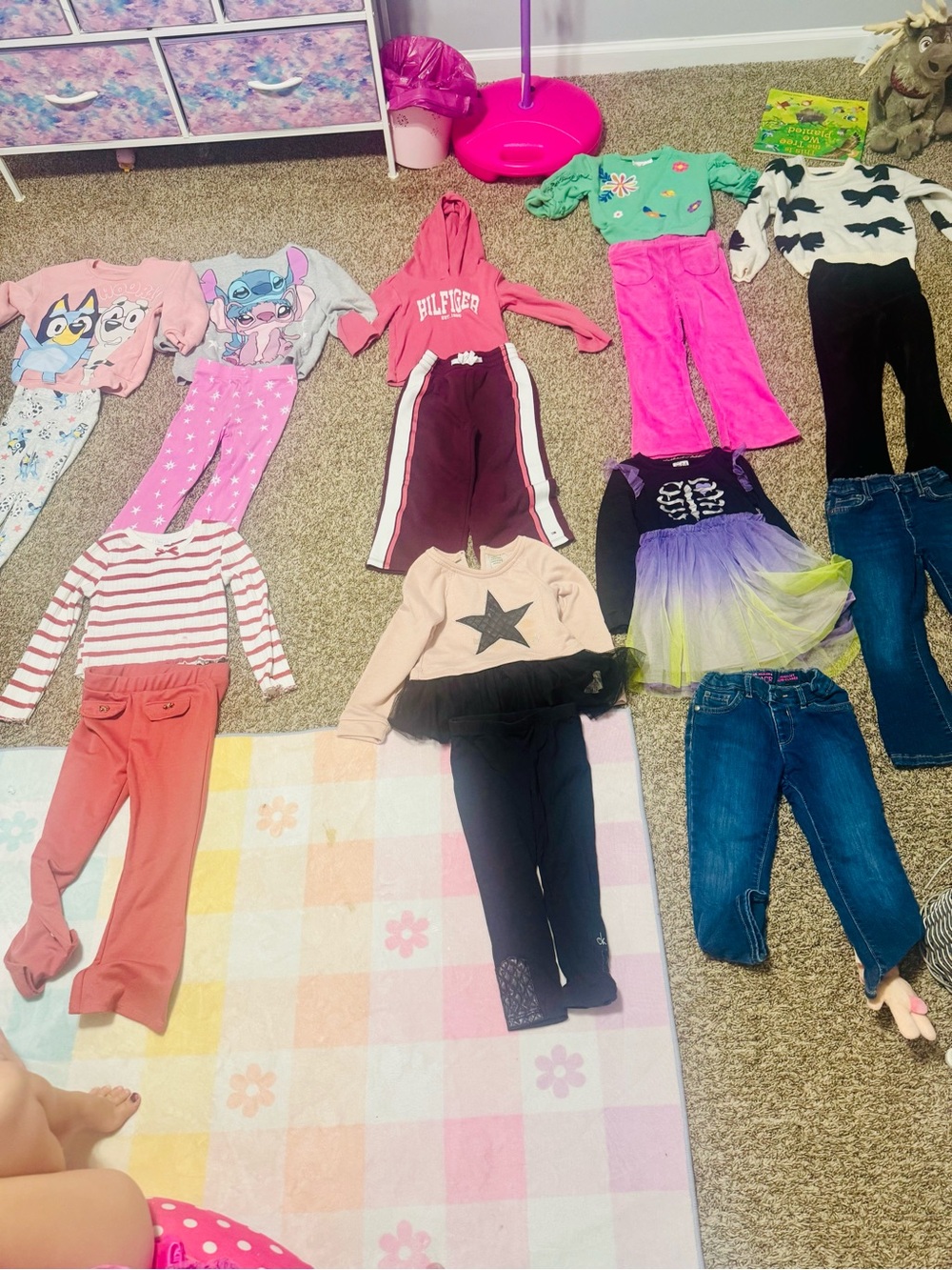Large Lot Of Girls 4T 8 Outfits And 2 Pants, Tommy Hilfiger, Calvin Klein, more